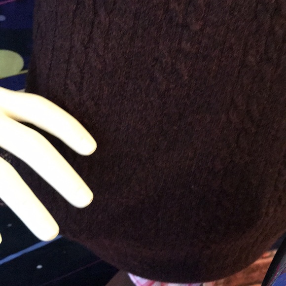 Geoffrey Beene V neck sweater Vest - Picture 6 of 17